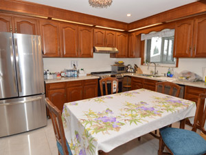 3+ Bedroom apartment for rent in YORK   