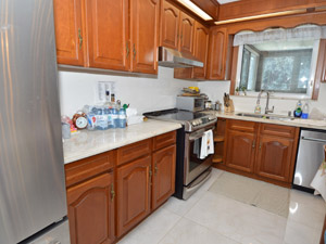 3+ Bedroom apartment for rent in YORK   