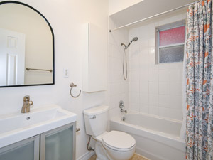 1 Bedroom apartment for rent in TORONTO 