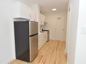 Bachelor apartment for rent in TORONTO 