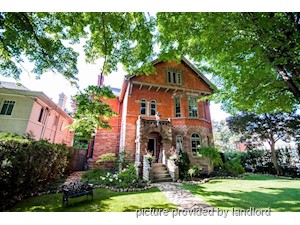 3+ Bedroom apartment for rent in TORONTO