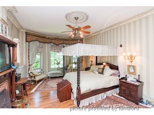 3+ Bedroom apartment for rent in TORONTO