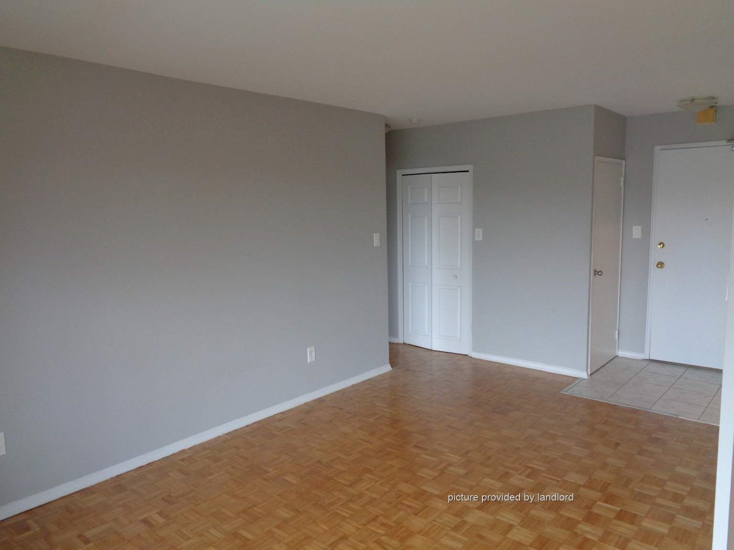 71 Talara Drive Toronto, Bach 4