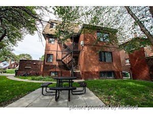 Bachelor apartment for rent in Toronto