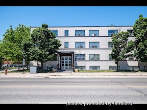 Bachelor apartment for rent in Mississauga