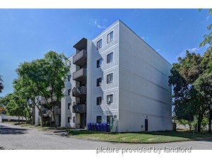 Bachelor apartment for rent in London