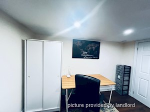 Room / Shared apartment for rent in TORONTO