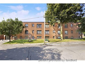 Bachelor apartment for rent in Etobicoke