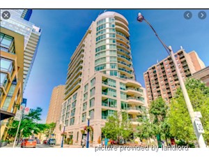 Room / Shared apartment for rent in TORONTO