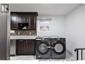 3+ Bedroom apartment for rent in MISSISSAUGA