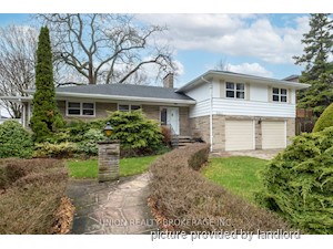 3+ Bedroom apartment for rent in TORONTO