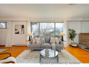 3+ Bedroom apartment for rent in TORONTO