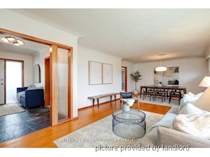 3+ Bedroom apartment for rent in TORONTO