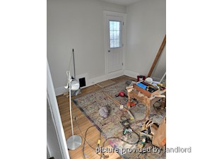 Room / Shared apartment for rent in TORONTO