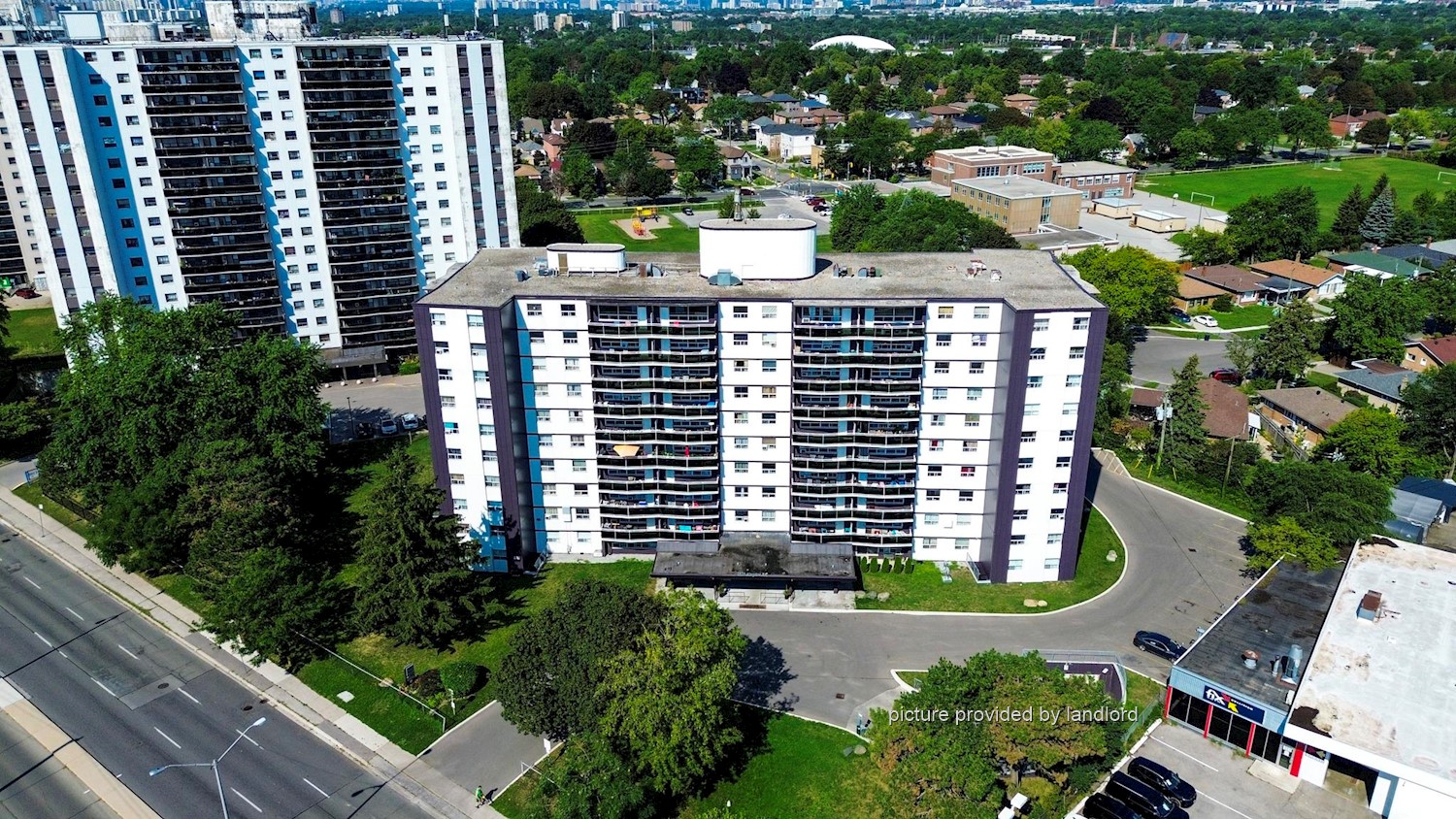 2570 Kingston Road Scarborough, 2 bdrm 3