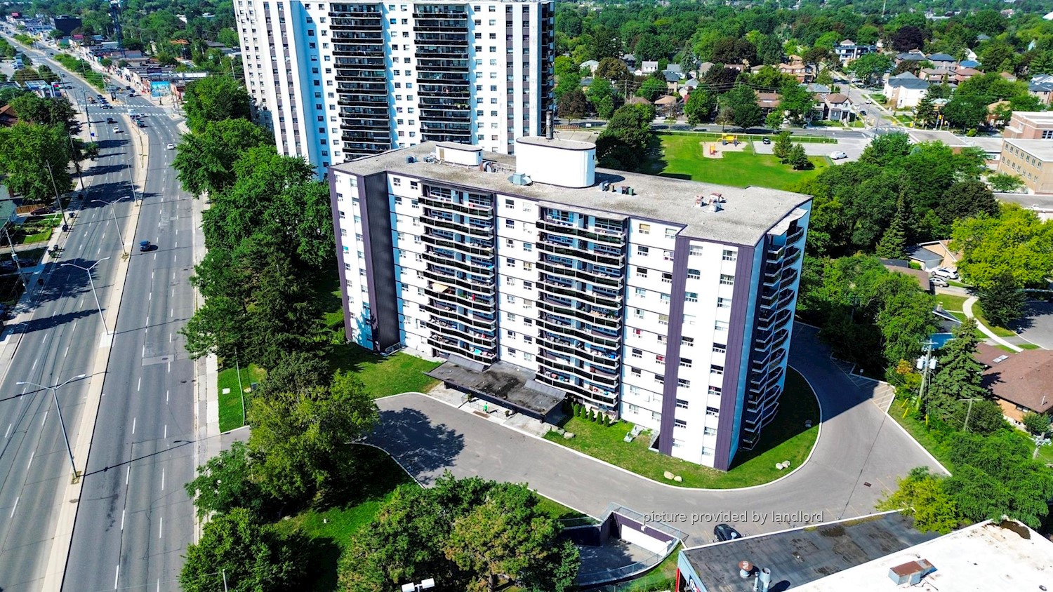 2570 Kingston Road Scarborough, 2 bdrm 2