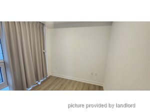 Room / Shared apartment for rent in TORONTO