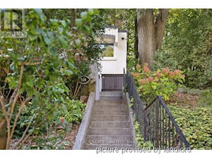 3+ Bedroom apartment for rent in TORONTO