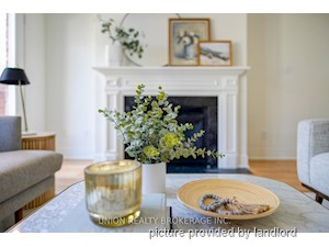 3+ Bedroom apartment for rent in TORONTO