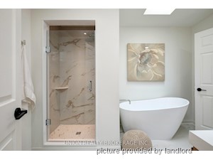 3+ Bedroom apartment for rent in TORONTO