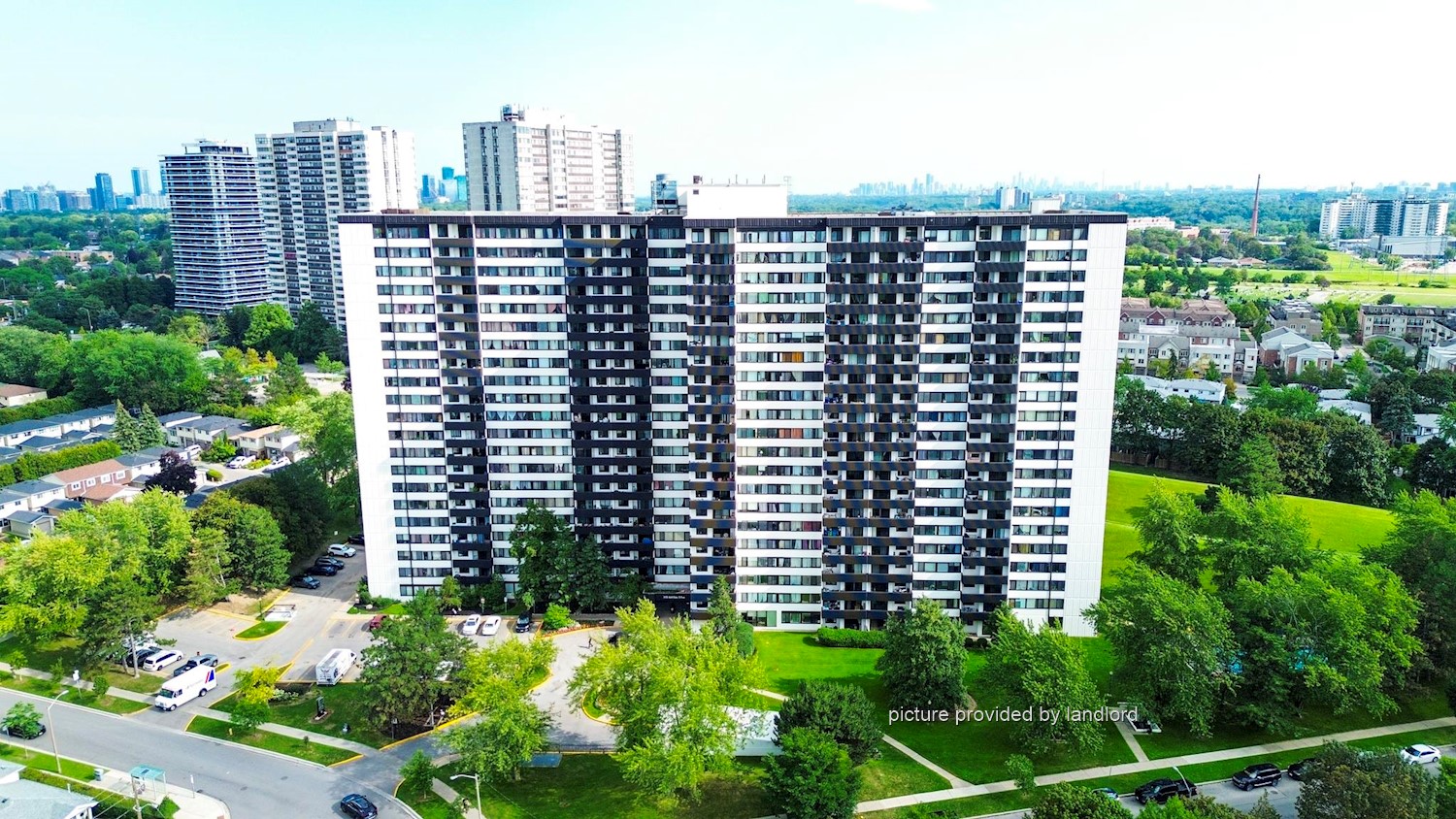 300 Antibes Drive Toronto, 2 bdrm 3