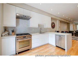 3+ Bedroom apartment for rent in TORONTO