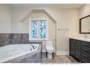 3+ Bedroom apartment for rent in TORONTO