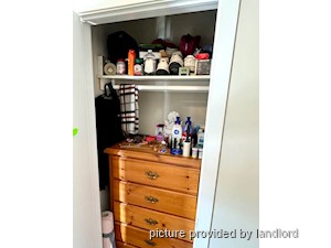 Room / Shared apartment for rent in TORONTO