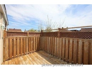 Room / Shared apartment for rent in TORONTO