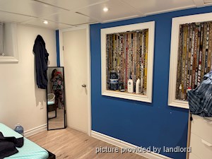 Room / Shared apartment for rent in TORONTO