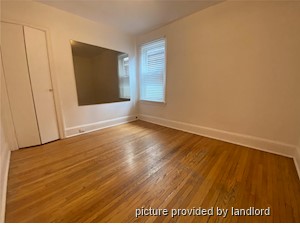 Room / Shared apartment for rent in TORONTO