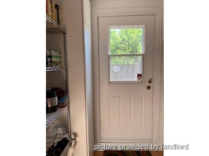 Room / Shared apartment for rent in TORONTO