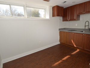 Bachelor apartment for rent in MISSISSAUGA     