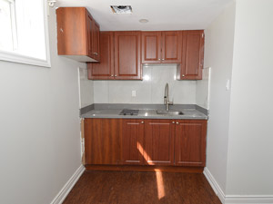 Bachelor apartment for rent in MISSISSAUGA     