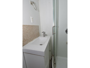 Bachelor apartment for rent in MISSISSAUGA     