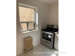 Bachelor apartment for rent in North York