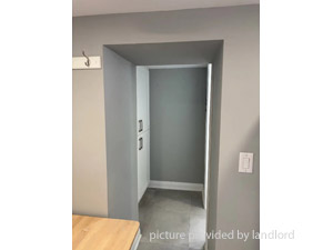 Bachelor apartment for rent in ETOBICOKE 