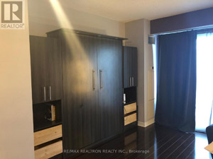 Bachelor apartment for rent in Mississauga 