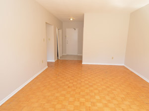 1 Bedroom apartment for rent in RICHMOND HILL 