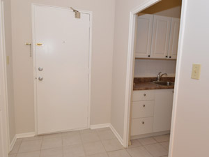 1 Bedroom apartment for rent in RICHMOND HILL 