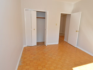 1 Bedroom apartment for rent in RICHMOND HILL 