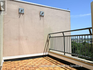 Bachelor apartment for rent in Toronto