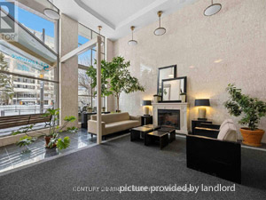 Bachelor apartment for rent in Toronto