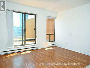 Bachelor apartment for rent in Toronto