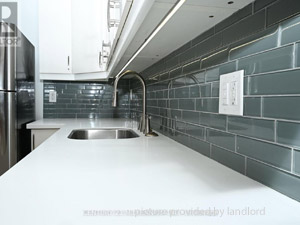 Bachelor apartment for rent in Toronto