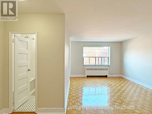 Bachelor apartment for rent in Toronto   
