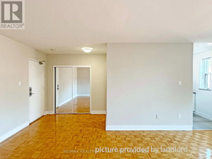 Bachelor apartment for rent in Toronto   