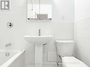 Bachelor apartment for rent in Toronto   