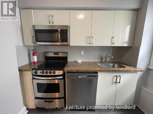 3+ Bedroom apartment for rent in TORONTO    