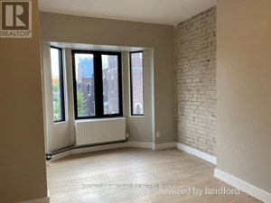 3+ Bedroom apartment for rent in TORONTO      